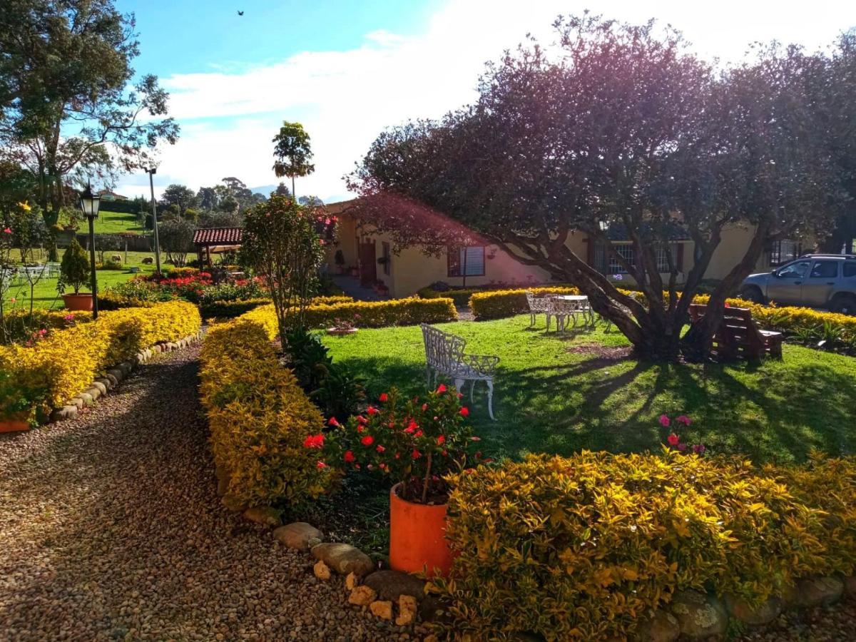טביו Hotel Campestre Franchesca מראה חיצוני תמונה